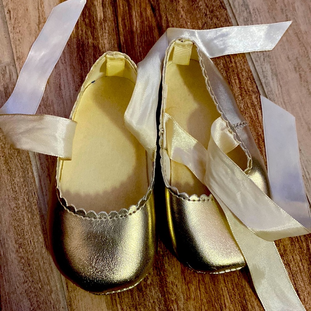 Size 4 baby shoes